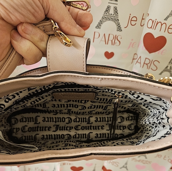 JUICY COUTURE BLUSH CROSSBODY/SHOULDER BAG. - Picture 5 of 5